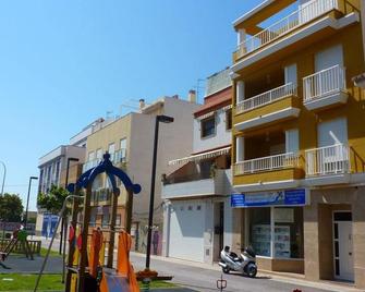 Mediterrania Moliner A - Sagunto - Building