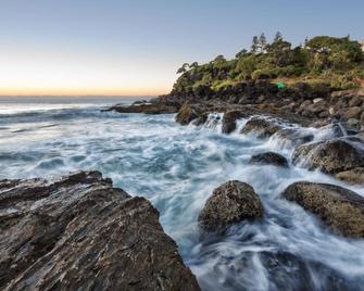 Rainbow Bay Resort - Coolangatta