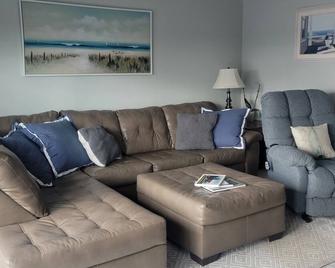 'Lake Therapy' Long Lake/Alpena - Alpena - Huiskamer