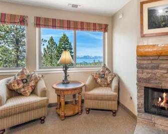 The Ridge at Lake Tahoe - Kingsbury - Living room