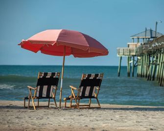 The Oceanana Motel - Atlantic Beach - Beach
