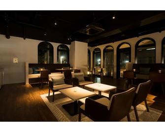 Nonsmoking Queen | EN standard plan to enjoy yo / Fujisawa Kanagawa - Fujisawa - Lounge