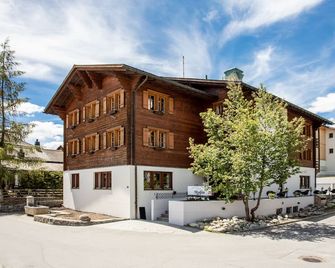 Hotel Mulin by Amanthos - Breil/Brigels - Budova