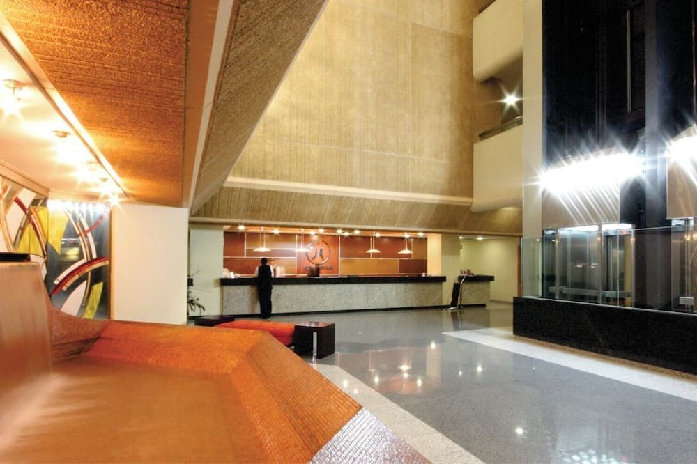 هوتل ميراج - كويريتارو - ردهة