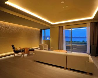 Hotel Anaga - Minamiawaji - Вітальня