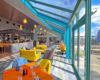 Jetpark Hotel Hamilton Airport - Rukuhia - Bar