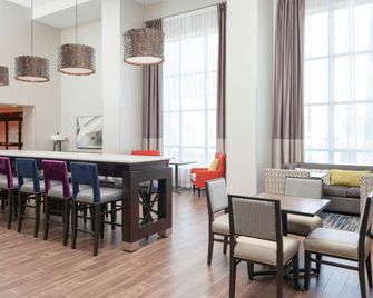 Hampton Inn & Suites Overland Park South - Overland Park - Lobby