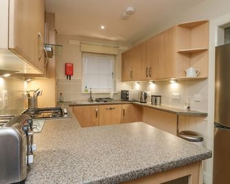 Taigh Geal - Killin - Kitchen