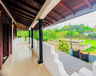 Sajee Villa - Hikkaduwa - Balkong