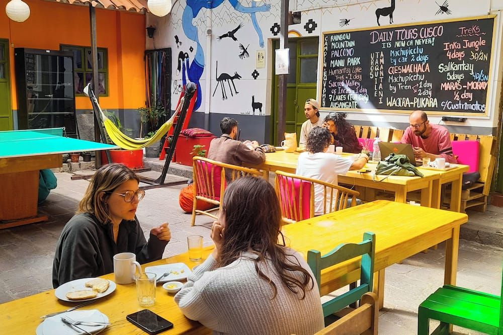 Dragonfly Hostels Cusco - קוסקו - מסעדה