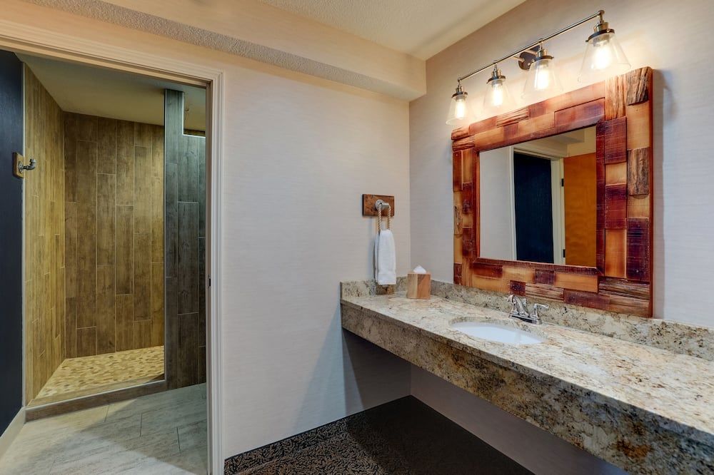 Bathroom view of Stoney Creek Hotel Peoria