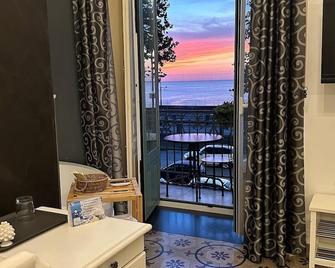 B&B I Puritani - Catania - Parveke