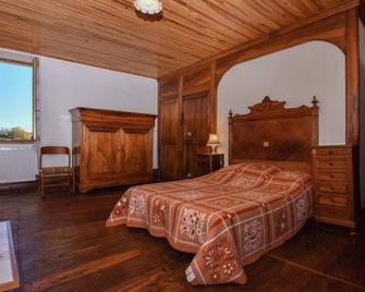 Beautiful holiday home near the forest - Coeur-de-Causse - Habitación