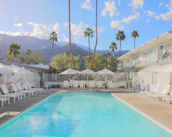 The Skylark, a Palm Springs Hotel - Palm Springs - Svømmebasseng
