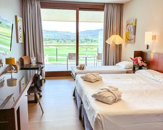 Sercotel El Encin Golf - Alcalá de Henares - Bedroom