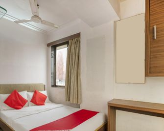 Hotel O by OYO Pradhann Home Stay - Kālimpong - Bedroom