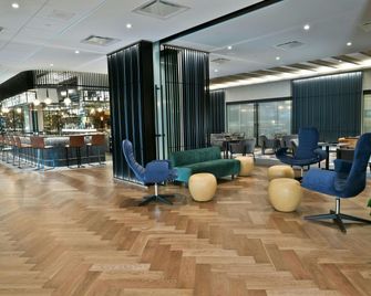 شيراتون لافال هوتل - لافال - ردهة