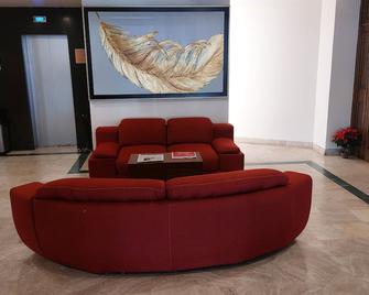 Hotel Real Del Sol - Zona Expo Industrial - גוואדאלחארה - סלון