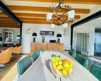 Waldhaus - with wellness in wooded surroundings - Hallenberg - Essbereich