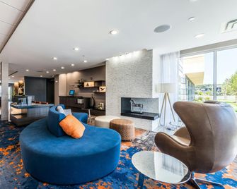 Fairfield Inn & Suites by Marriott St. Joseph Stevensville - Stevensville - Salónek
