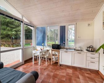 White Rooms - Sabaudia - Sala de estar