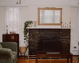Hill Road Manor Bed & Breakfast - Grand Falls-Windsor - Sala de estar