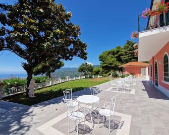 Villa Esmeralda - Salerno - Patio