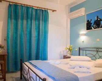 Yiannis Yard studios & apartments - Kos - Bedroom
