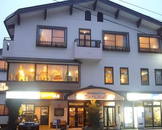 Gasthof Schi Heil - Nozawa Onsen - Building