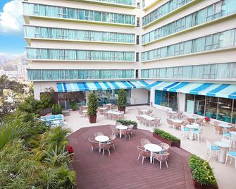 Regal Riverside Hotel - Hong Kong