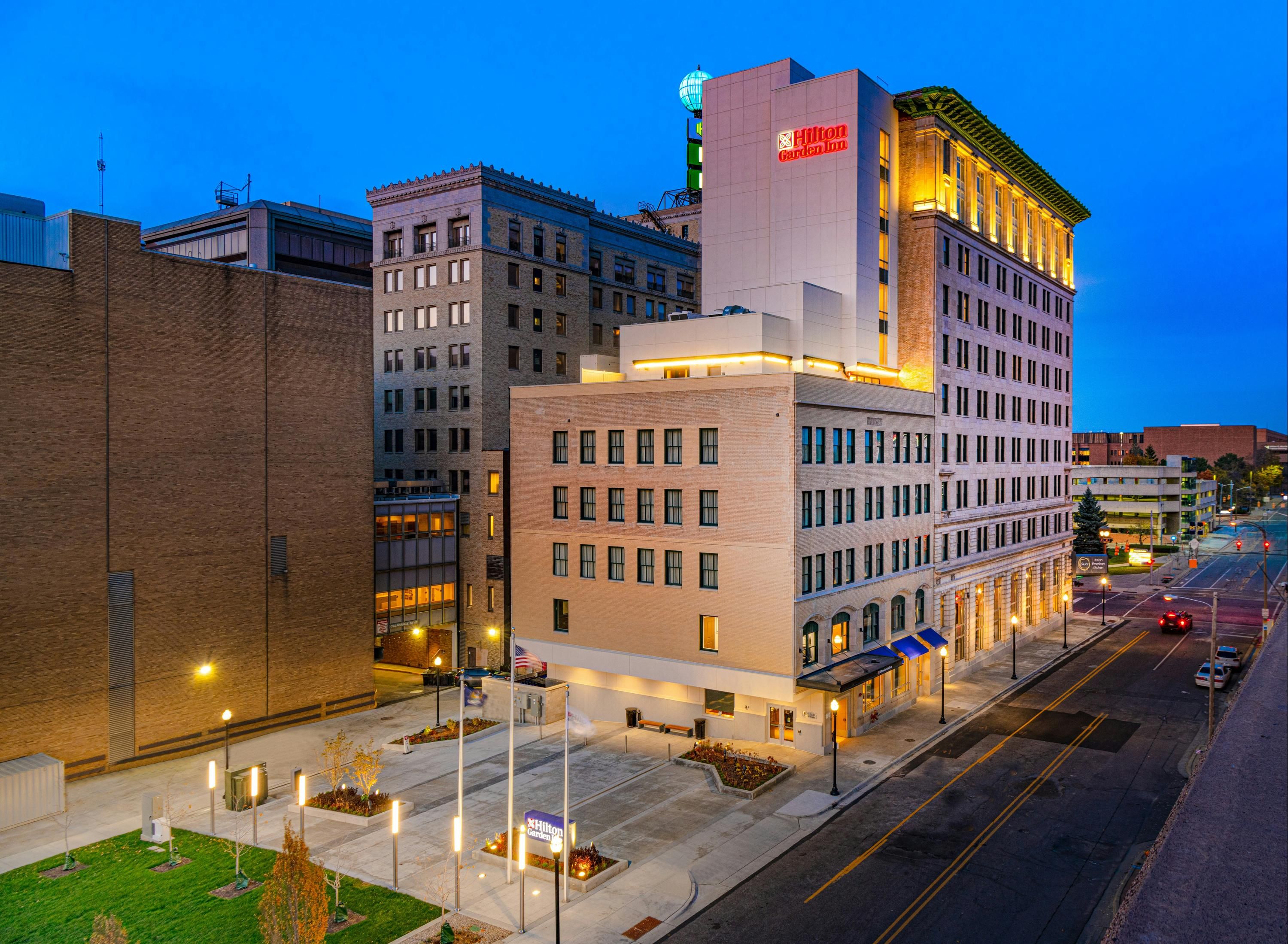 Hilton Garden Inn Flint Downtown - Flint - Gebouw
