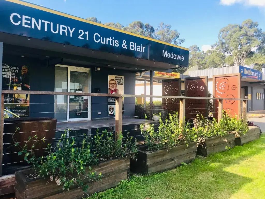 بل 'إن' بوش هوتل موتل