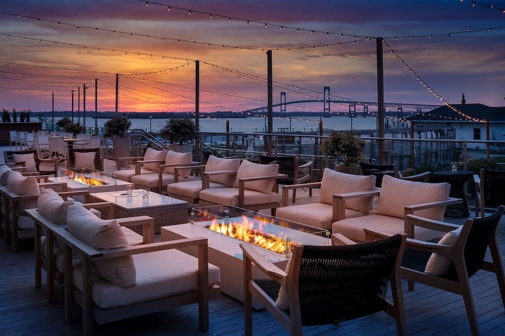 Newport Harbor Island Resort - Newport
