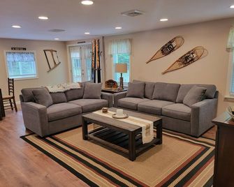 Relaxing 2 Bedroom 2 Full Bath Sleeps 6 - Thornton - Sala de estar