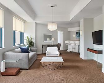 Sheraton Parkway Toronto North Hotel & Suites - Richmond Hill - Obývací pokoj