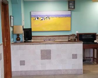 Hotel Cortijo - Laredo - Front desk