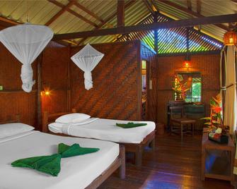 Khao Sok Riverside Cottages - Khlong Sok - Slaapkamer