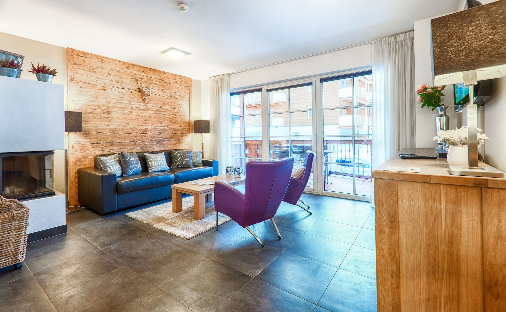 AvenidA Mountain Resort by Alpin Rentals - incl Summercard - Kaprun - Living room