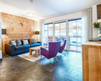 AvenidA Mountain Resort by Alpin Rentals - Kaprun - Living room