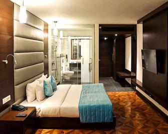 Hotel Sunbeam Premium - Chandigarh - Bedroom