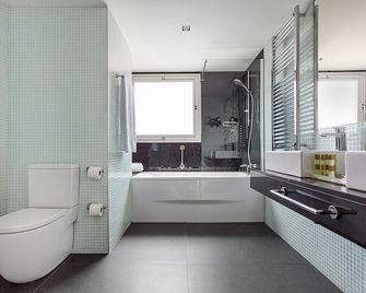 Dorma Plaza Catalunya - Barcelona - Bathroom