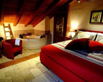 Panoramic Apartments Lerinon - Saint-Vincent - Sypialnia