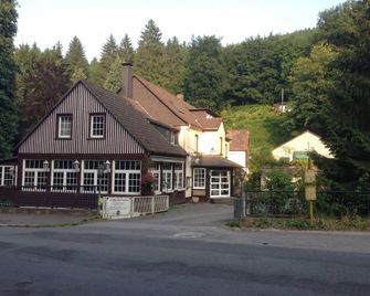 Waldhotel und Restaurants Lemberg - Hagen
