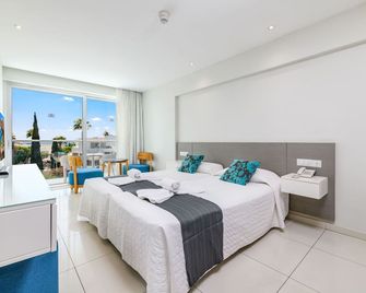 River Rock Hotel - איה נאפה - חדר שינה