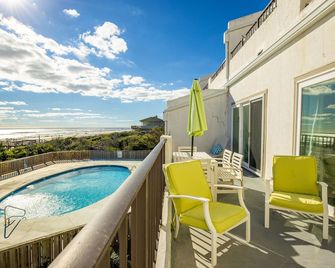 Updated Kitchen - Amazing Views - Pine Knoll Shores - Balcony