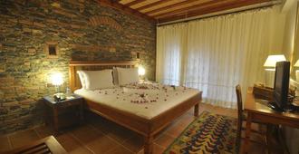 El Vino Hotel & Suites - Bodrum - Schlafzimmer