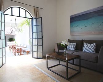 فندق ذا ديبلومات البوتيكي - ميريدا - غرفة معيشة