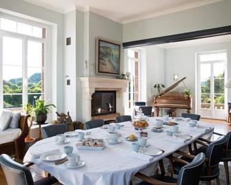 Castel De La Terrasse - Étretat - Dining room
