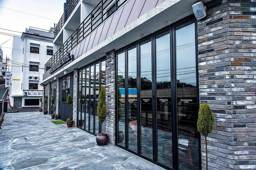 ناين بوتيك هوتل