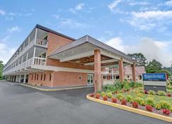 Travelodge by Wyndham Williamsburg Colonial Area - Williamsburg - Κτίριο